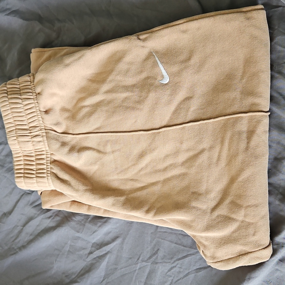 Nike Loose Leg Joggers
